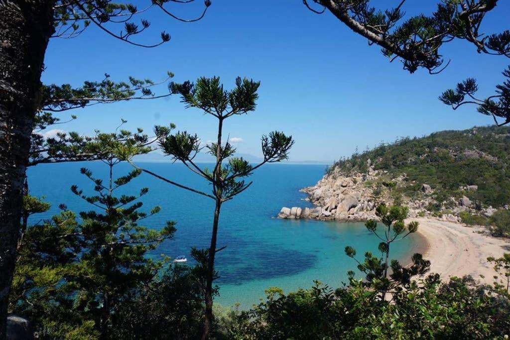Apartment One Bright Point - Stunning Water Views *